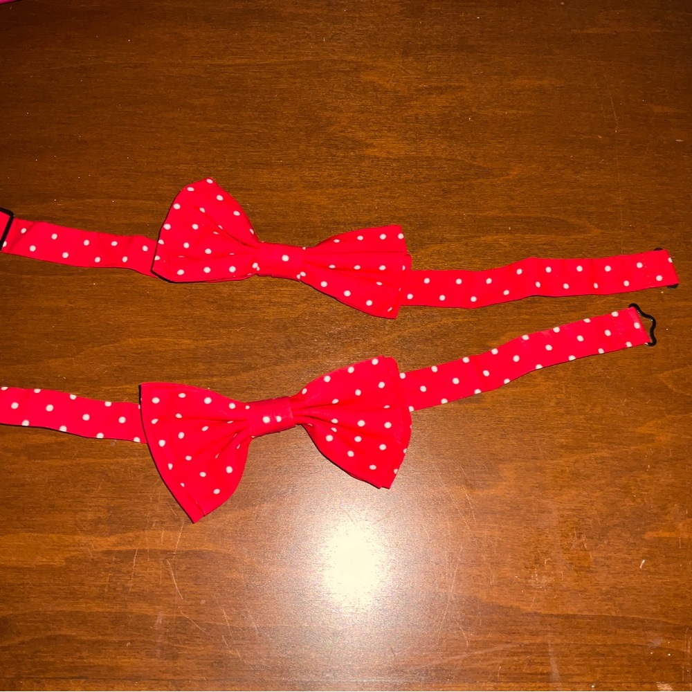 EUC- Eleanor Rose red w/white polka dots.